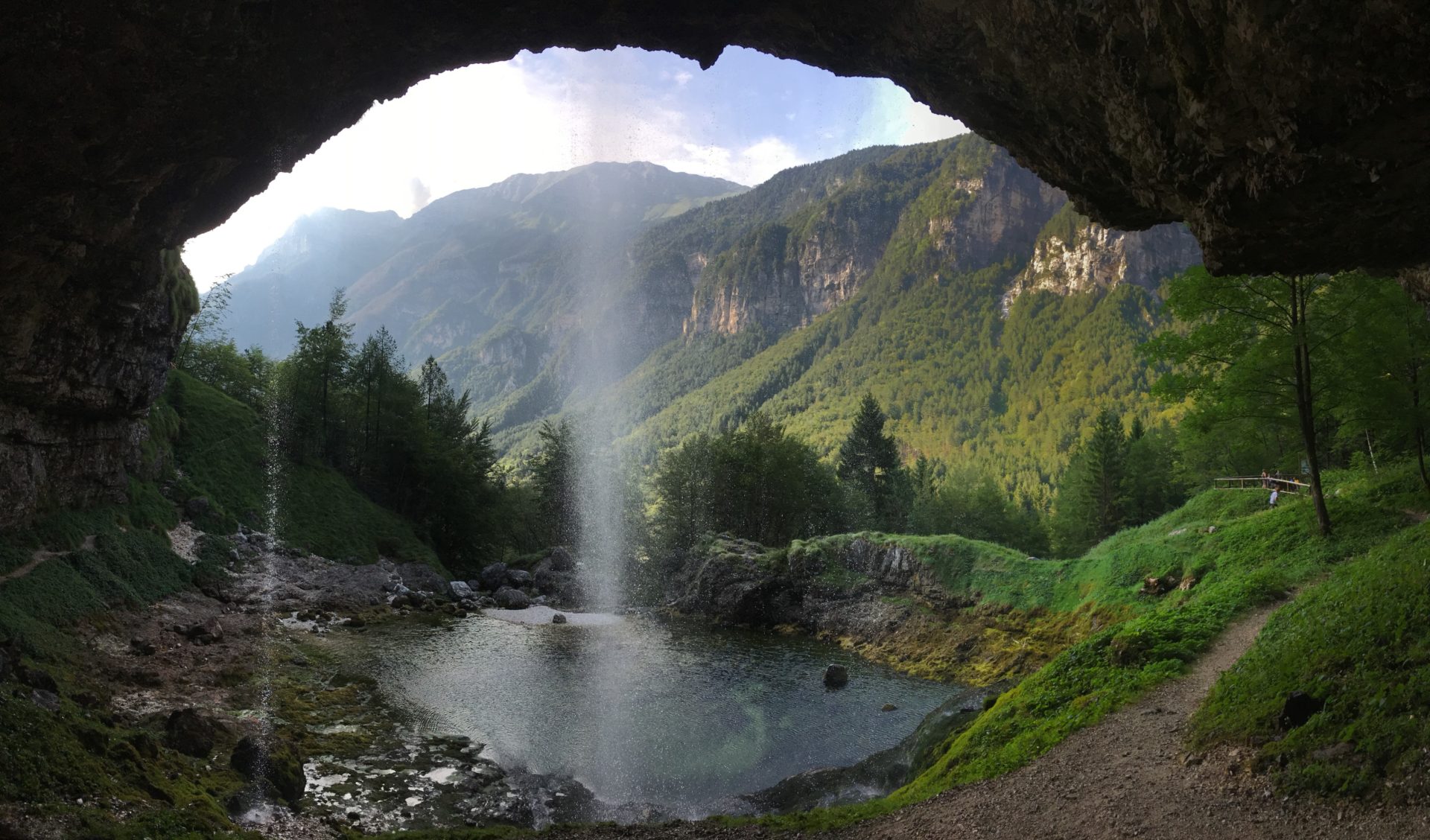 Die Höhle des Fontanone di Goriuda